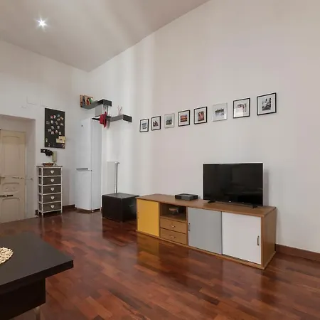 Lejlighed San Giovanni Stylish Flat *