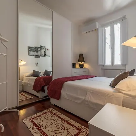 San Giovanni Stylish Flat * Rom